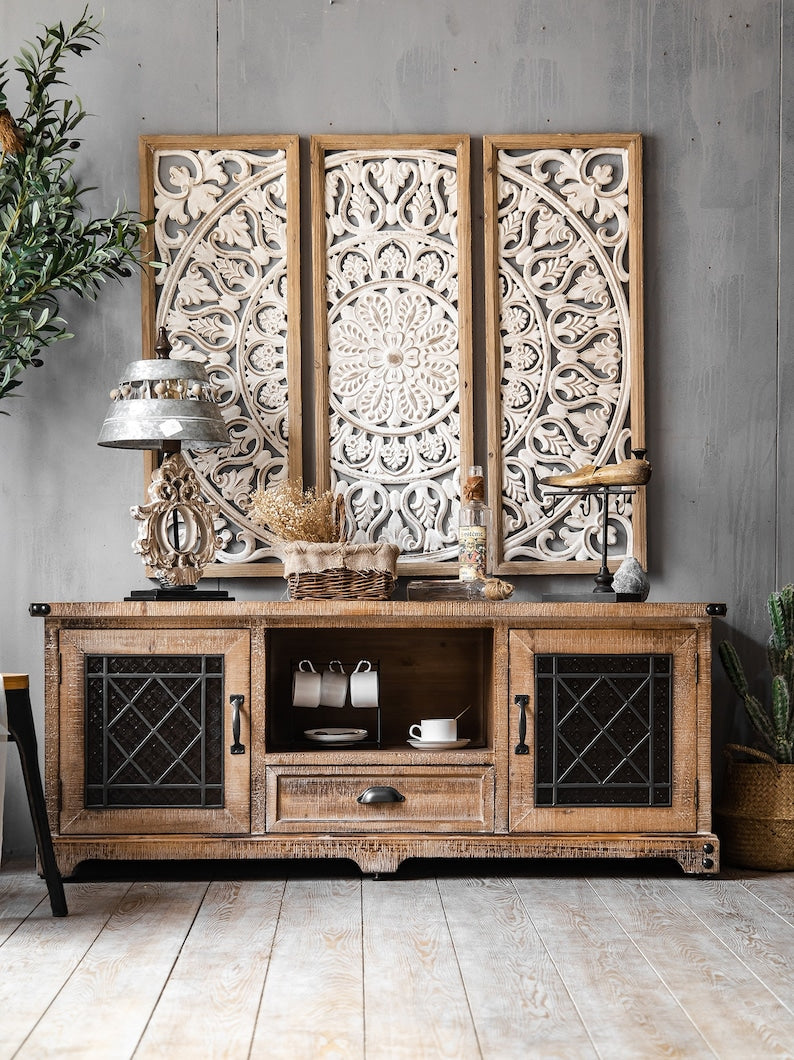Elegant Carved Wooden Wall Panel – Artistic Accent for Modern & Traditional Spaces